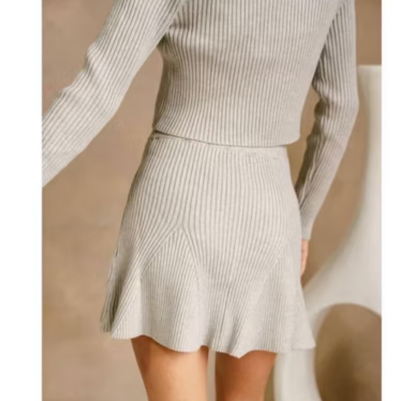 NWT MABLE Sweater Mini Skirt. NEW. - Picture 2 of 11